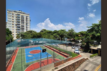 Vista  de apartamento para alugar com 2 quartos, 88m² em Barra da Tijuca, Rio de Janeiro