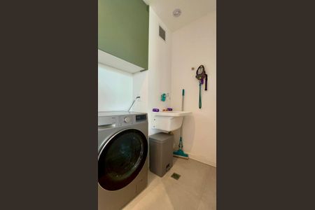 Studio à venda com 67m², 1 quarto e 1 vagaÁrea de Serviço