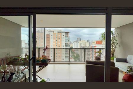 Studio à venda com 67m², 1 quarto e 1 vagaVaranda