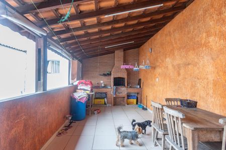 Casa à venda com 125m², 3 quartos e 3 vagas Casa à venda com 125m², 3 quartos e 3 vagasÁrea de lazer - churrasqueira