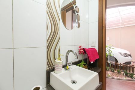 Casa à venda com 260m², 3 quartos e 3 vagasLavabo