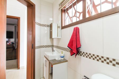 Casa à venda com 260m², 3 quartos e 3 vagasBanheiro