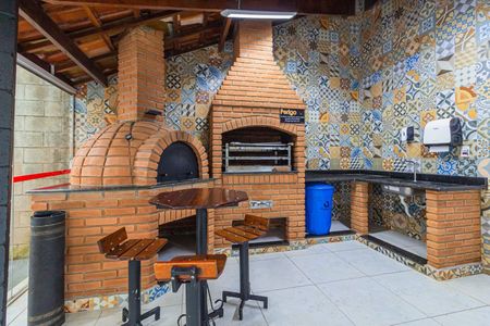 Apartamento para alugar com 60m², 3 quartos e 1 vaga Apartamento para alugar com 60m², 3 quartos e 1 vagaÁrea comum - Churrasqueira