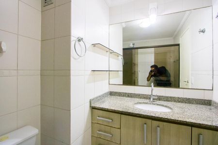 Apartamento para alugar com 60m², 3 quartos e 1 vaga Apartamento para alugar com 60m², 3 quartos e 1 vagaBanheiro