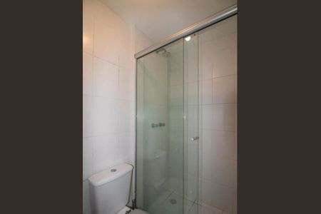 Banheiro de apartamento para alugar com 3 quartos, 62m² em Passo das Pedras, Porto Alegre