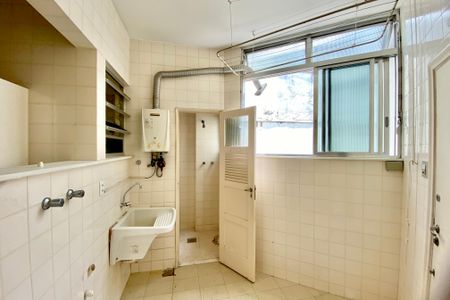 Apartamento à venda com 137m², 3 quartos e 1 vaga Apartamento à venda com 137m², 3 quartos e 1 vagaÁrea de Serviço