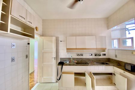 Apartamento à venda com 137m², 3 quartos e 1 vaga Apartamento à venda com 137m², 3 quartos e 1 vagaCozinha