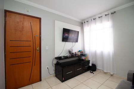 Sala de apartamento para alugar com 2 quartos, 44m² em Jardim do Triunfo, Guarulhos
