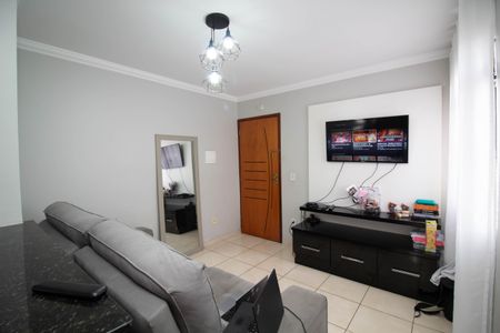 Sala de apartamento para alugar com 2 quartos, 44m² em Jardim do Triunfo, Guarulhos