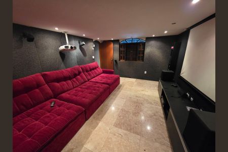 Casa para alugar com 5 quartos, 2235m² em Vila Moraes, Mogi das Cruzes