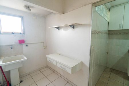 Apartamento para alugar com 58m², 2 quartos e 1 vagaÁrea de Serviço