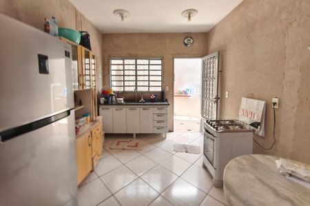 Casa para alugar com 126m², 3 quartos e 2 vagasCozinha