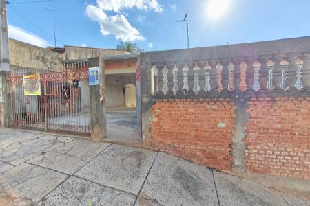 Casa para alugar com 126m², 3 quartos e 2 vagasFachada