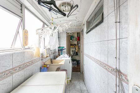 Apartamento à venda com 120m², 3 quartos e 1 vagaLAvanderia