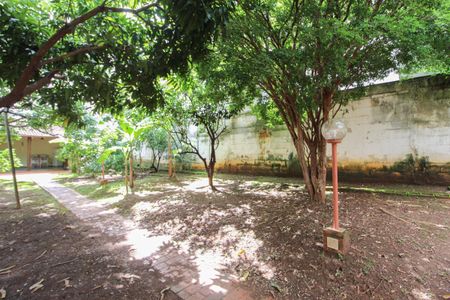 Casa à venda com 396m², 1 quarto e sem vagaQuintal