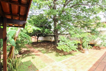 Casa à venda com 396m², 1 quarto e sem vagaQuintal