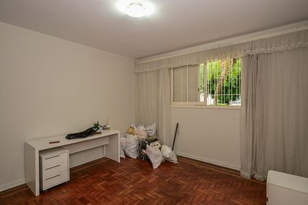 Casa à venda com 181m², 2 quartos e 2 vagasQuarto