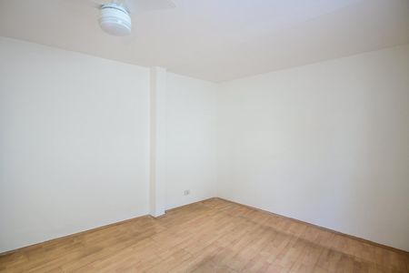 Casa à venda com 181m², 2 quartos e 2 vagasQuarto da Edícula 