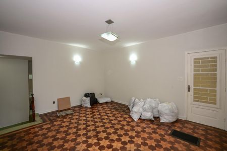 Sala de casa à venda com 2 quartos, 181m² em Jardim Londrina, São Paulo