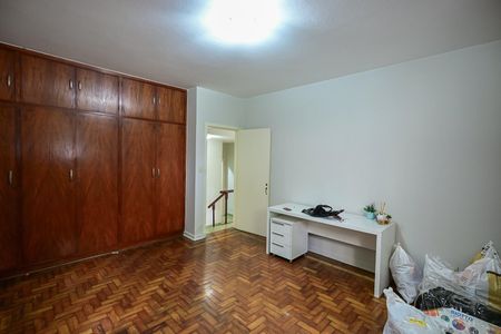 Casa à venda com 181m², 2 quartos e 2 vagasQuarto