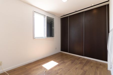 Apartamento à venda com 69m², 2 quartos e 2 vagas Apartamento à venda com 69m², 2 quartos e 2 vagasSuíte