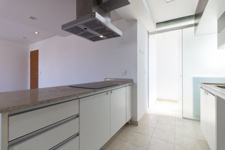 Apartamento à venda com 69m², 2 quartos e 2 vagas Apartamento à venda com 69m², 2 quartos e 2 vagasCozinha