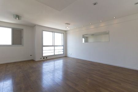 Apartamento à venda com 69m², 2 quartos e 2 vagas Apartamento à venda com 69m², 2 quartos e 2 vagasSala
