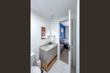 Banheiro de apartamento para alugar com 1 quarto, 25m² em Tatuapé, São Paulo