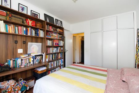 Apartamento à venda com 173m², 3 quartos e 2 vagasQuarto 1