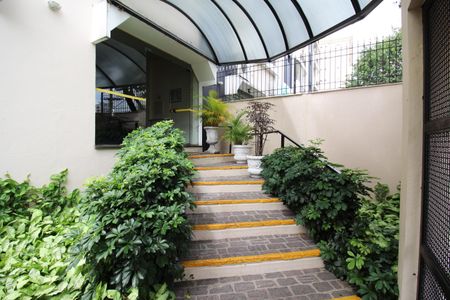 Studio para alugar com 34m², 1 quarto e 1 vaga Studio para alugar com 34m², 1 quarto e 1 vagaEntrada