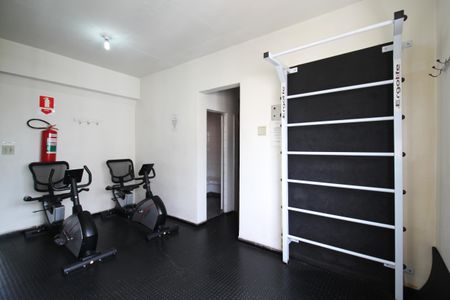 Studio para alugar com 34m², 1 quarto e 1 vaga Studio para alugar com 34m², 1 quarto e 1 vagaÁrea comum - Academia