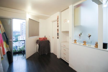 Suíte  de kitnet/studio para alugar com 1 quarto, 34m² em Moema, São Paulo