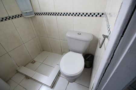 Casa à venda com 120m², 2 quartos e sem vagaBanheiro Social