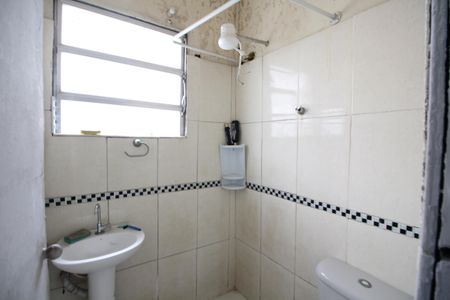 Casa à venda com 120m², 2 quartos e sem vagaBanheiro Social