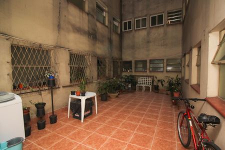 Apartamento à venda com 105m², 3 quartos e 1 vaga Apartamento à venda com 105m², 3 quartos e 1 vagaQuintal