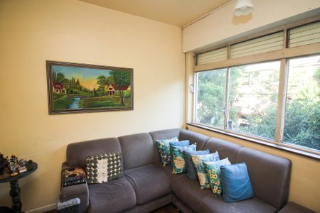 Apartamento à venda com 105m², 3 quartos e 1 vaga Apartamento à venda com 105m², 3 quartos e 1 vagaSala