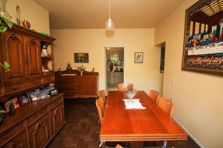 Apartamento à venda com 105m², 3 quartos e 1 vaga Apartamento à venda com 105m², 3 quartos e 1 vagaSala de Jantar