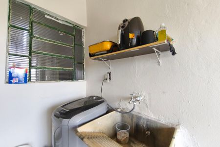 Casa à venda com 65m², 3 quartos e 4 vagas Casa à venda com 65m², 3 quartos e 4 vagasÁrea de Serviço