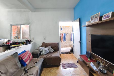 Casa à venda com 65m², 3 quartos e 4 vagas Casa à venda com 65m², 3 quartos e 4 vagasCasa 2 - Sala