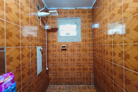 Casa à venda com 65m², 3 quartos e 4 vagas Casa à venda com 65m², 3 quartos e 4 vagasBanheiro Social