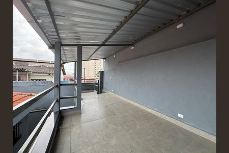 Casa à venda com 160m², 2 quartos e 2 vagas Casa à venda com 160m², 2 quartos e 2 vagasTerraço