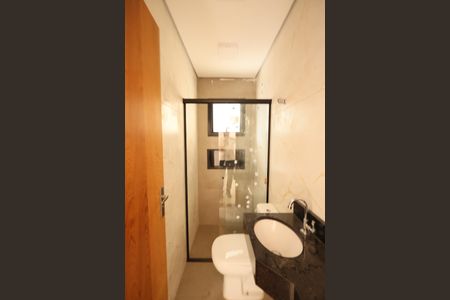 Casa à venda com 160m², 2 quartos e 2 vagas Casa à venda com 160m², 2 quartos e 2 vagasBanheiro de serviço