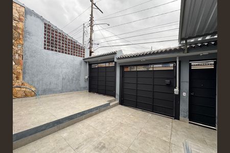 Casa à venda com 160m², 2 quartos e 2 vagas Casa à venda com 160m², 2 quartos e 2 vagasGaragem