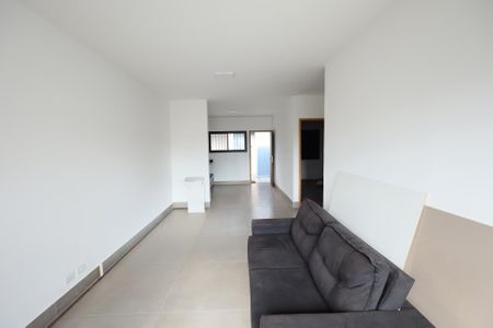 Casa à venda com 160m², 2 quartos e 2 vagas Casa à venda com 160m², 2 quartos e 2 vagasSala