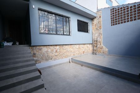 Casa à venda com 160m², 2 quartos e 2 vagas Casa à venda com 160m², 2 quartos e 2 vagasGaragem