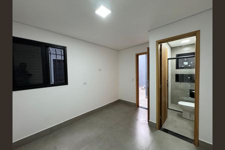 Casa à venda com 160m², 2 quartos e 2 vagas Casa à venda com 160m², 2 quartos e 2 vagasQuarto de Serviço