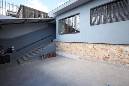 Casa à venda com 160m², 2 quartos e 2 vagas Casa à venda com 160m², 2 quartos e 2 vagasGaragem