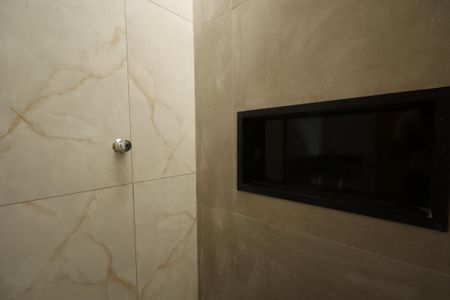 Casa à venda com 160m², 2 quartos e 2 vagas Casa à venda com 160m², 2 quartos e 2 vagasBanheiro da Suíte 1