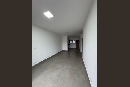 Sala  de casa à venda com 2 quartos, 160m² em Jardim Alzira, São Paulo