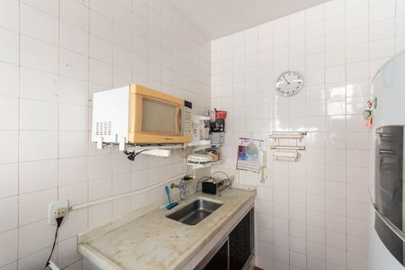 Apartamento à venda com 56m², 2 quartos e 1 vagaCozinha e Área de Serviço